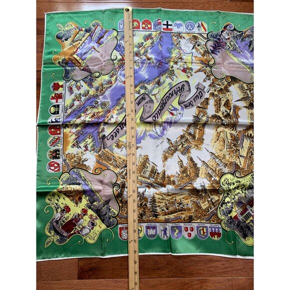 Vintage 1970s Map Scarf of Europe Landmarks Flags 28"x28" Rayon Square - Picture 7 of 8